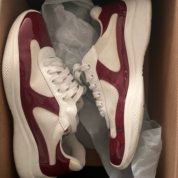 Prade - Picture 2 of 2